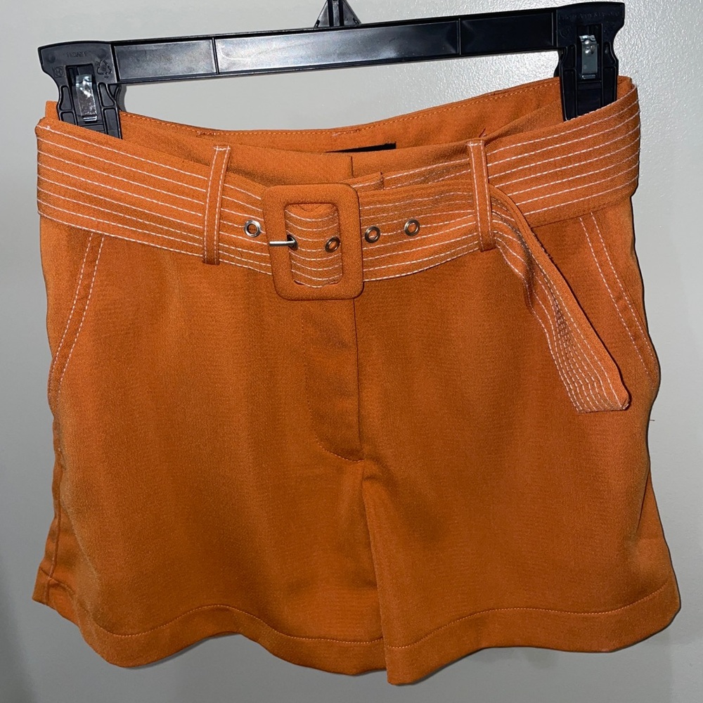 DO+BE Orange Shorts
